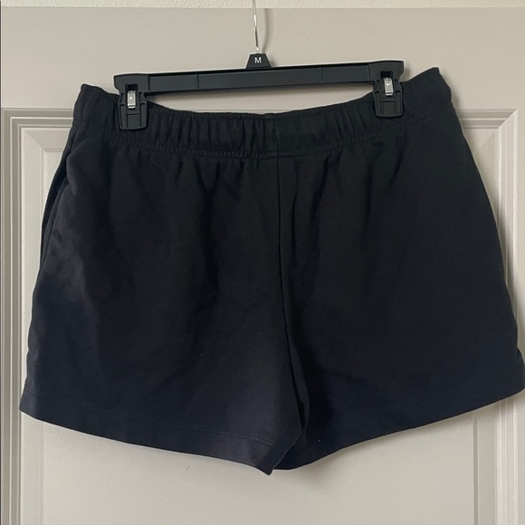 Nike Women's Black Athletic Shorts - Picture 3 of 3